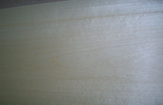 0.5mm kalınlığı ile Dilimlenmiş Cut White Birch Ahşap Kaplama Prefinished