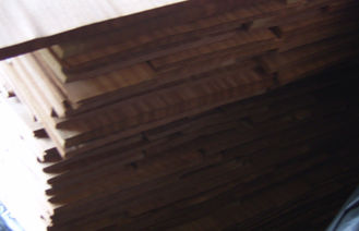 Canlı Düz ​​Hat Tahıl ile 0.45 mm Sapelli Çeyrek Kesim Kaplama