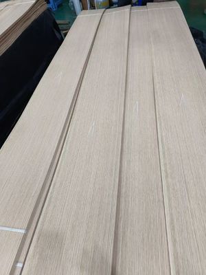 American White Oak Quarter Cut Veneer Sheets With 0.5mm Thickness For Plywood (Amerikan Beyaz Meşe Çeyreği Kesim Yaprakları)