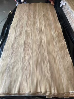Doğal Kesilmiş Kahverengi Elm Tacı Kesim Yapı için Eşleşen Finer Yaprak